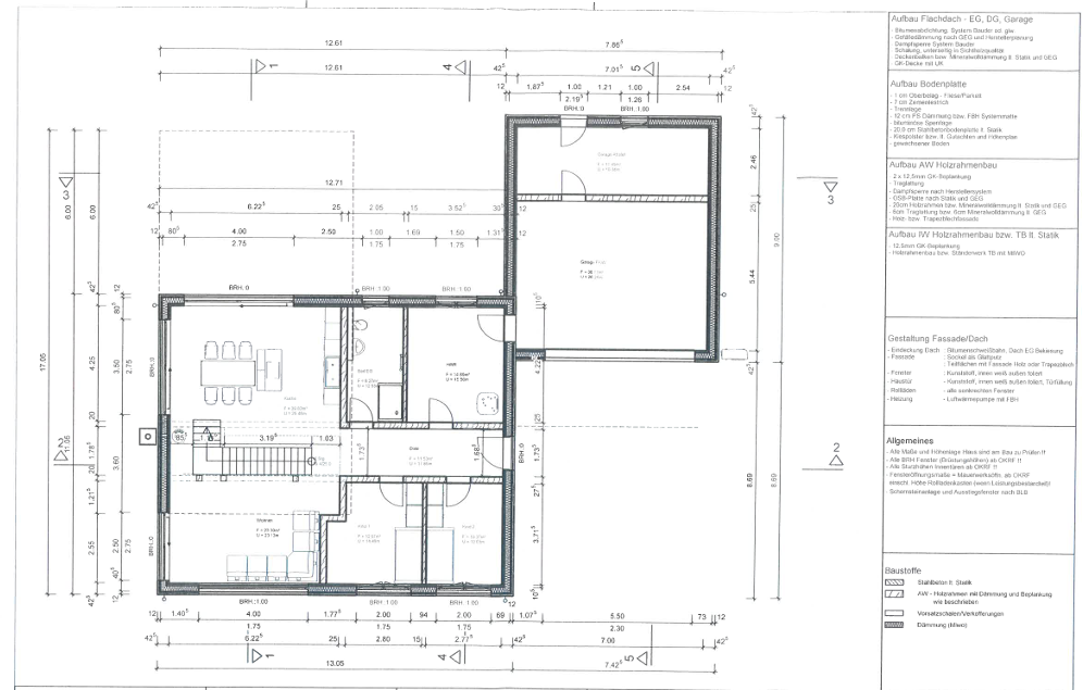Bauplan eines Hauses mit Raumaufteilung, Maßen und Details zu Fenstern und Türen.